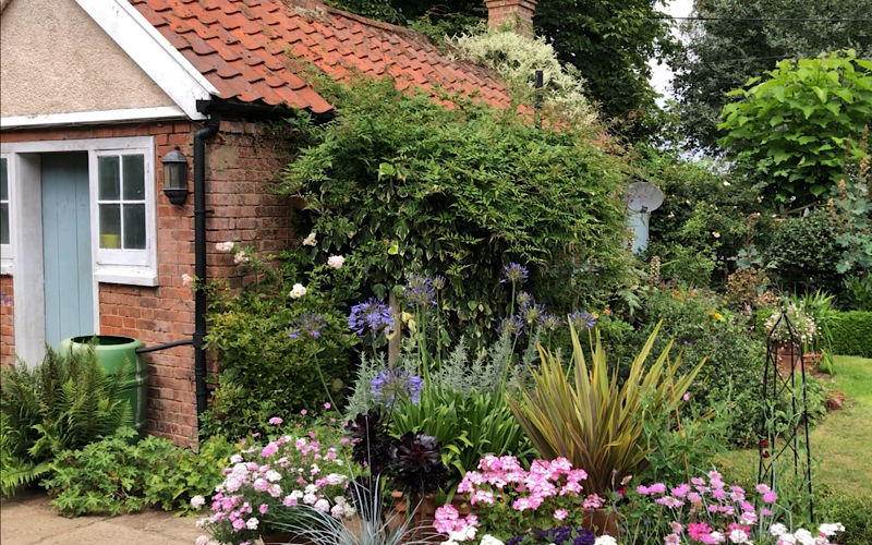 Beautiful English country garden