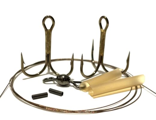 Items required to make a pike fishing snap tackle wire trace